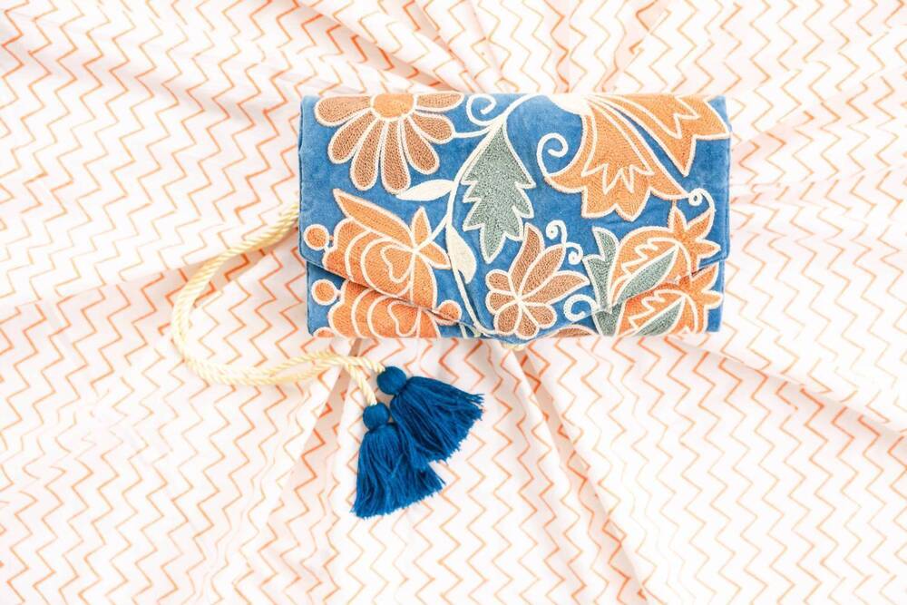 NEW RAHAB'S ROPE women's embroidered velvet jewelry organizer in blue